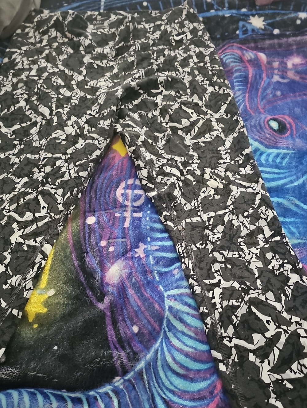 Nike Abstract Black & White Leggings